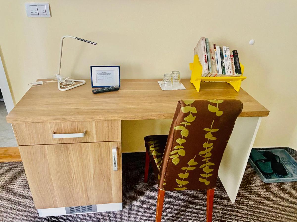 Halvat Guesthouse ซาราเยโว ภายนอก รูปภาพ