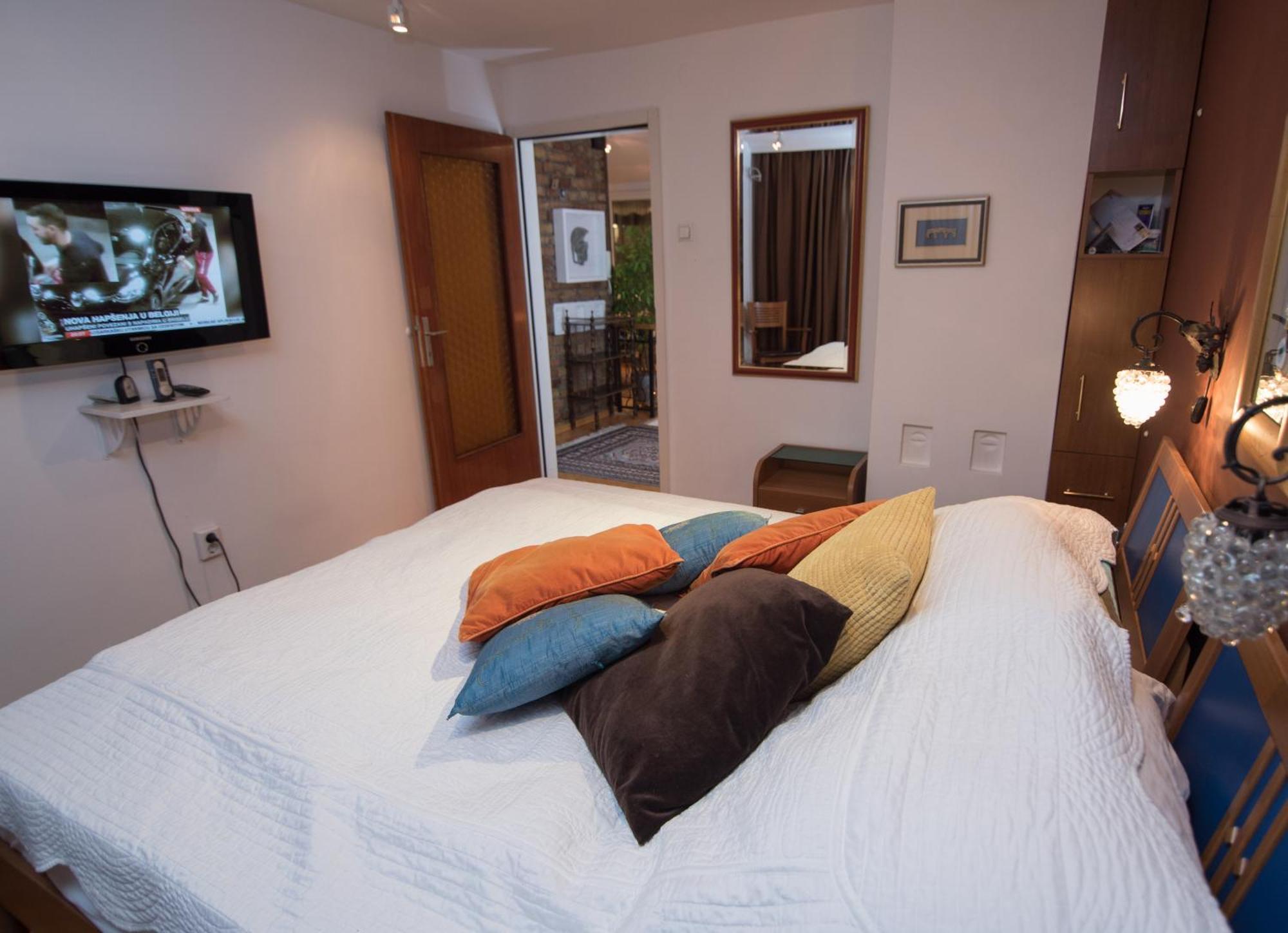 Halvat Guesthouse ซาราเยโว ห้อง รูปภาพ