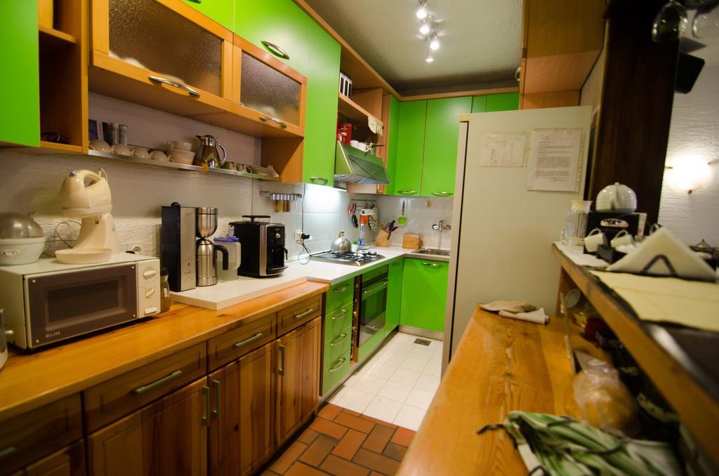Halvat Guesthouse ซาราเยโว ภายนอก รูปภาพ
